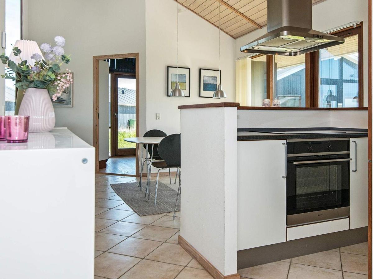 8 Person Holiday Home In Ulfborg Bagian luar foto