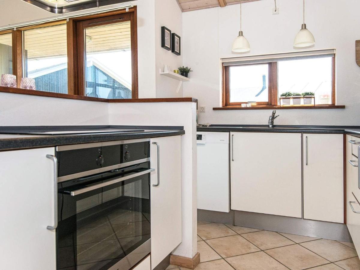 8 Person Holiday Home In Ulfborg Bagian luar foto