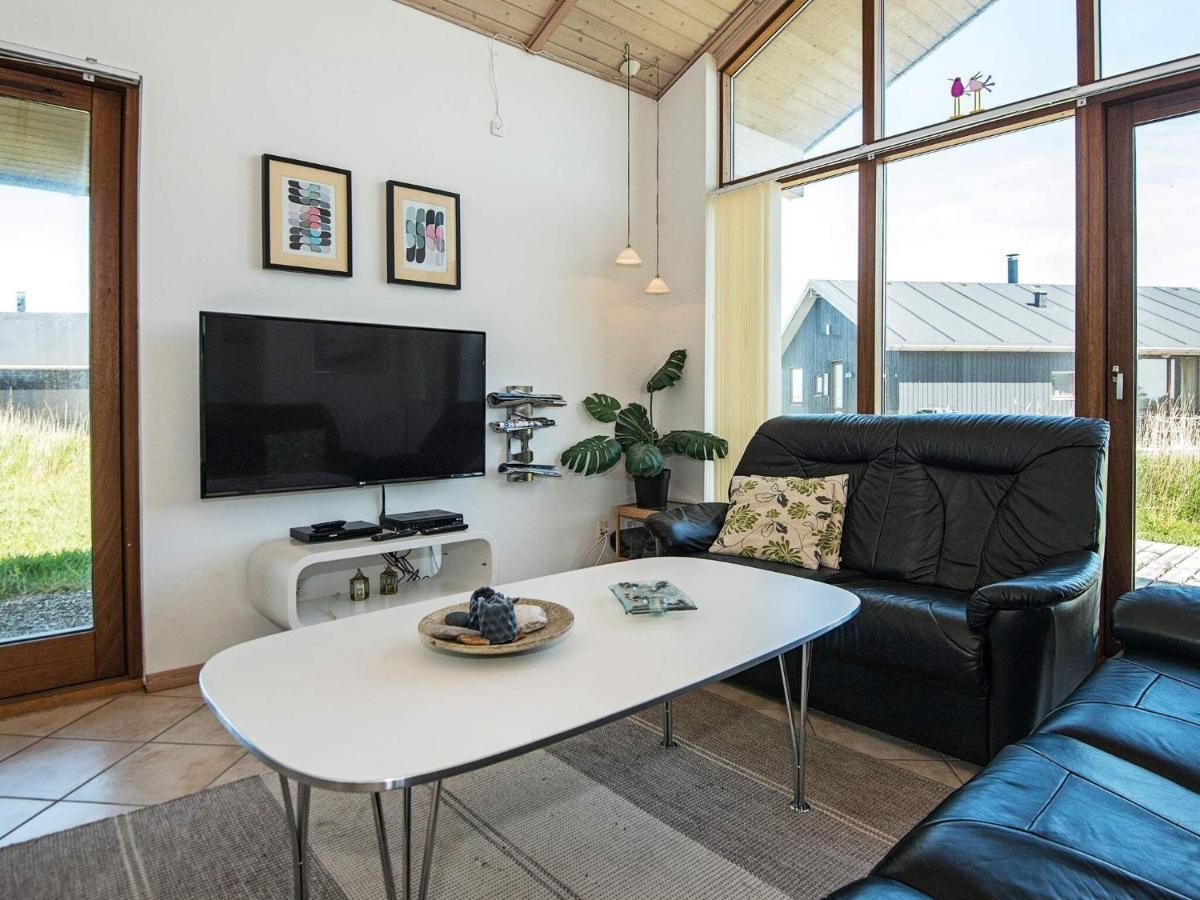 8 Person Holiday Home In Ulfborg Bagian luar foto