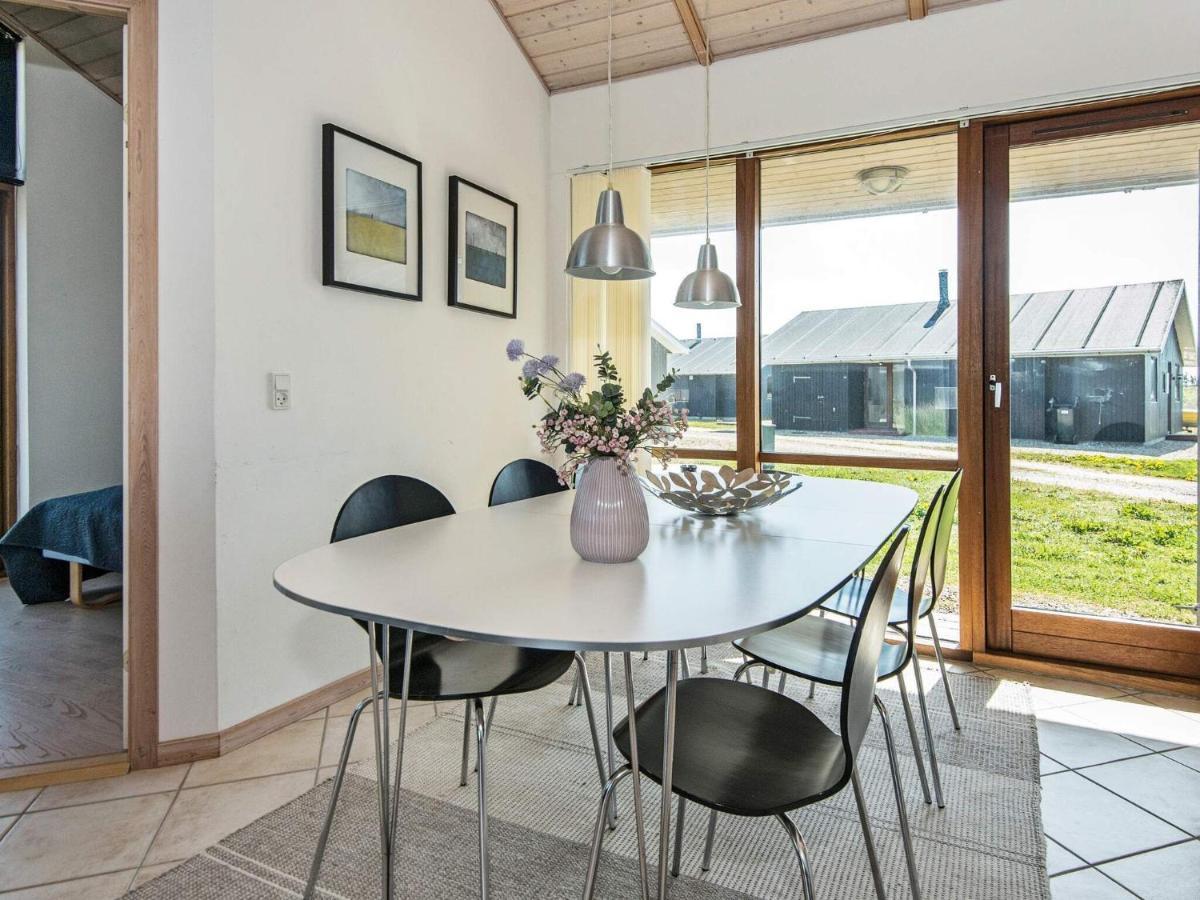 8 Person Holiday Home In Ulfborg Bagian luar foto